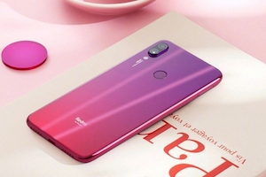 Redmi 7 با جعبه تند و زننده رونمایی شد.