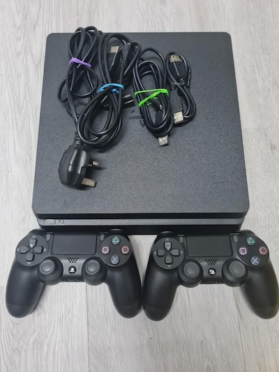 کنسول بازی سونی (استوک) PS4 Slim | حافظه 500 گیگابایت اکانتی به همراه یک دسته اضافه